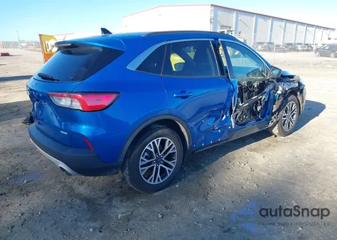 2020 Ford Escape Sel z USA, uszkodzony, nr VIN 1FMCU0H60LUA37116